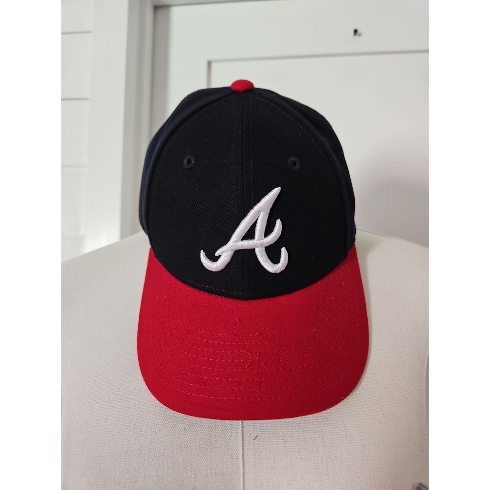 New Era Atlanta Braves Youth 9FORTY Baseball Cap Black Red Adjustable Hat
